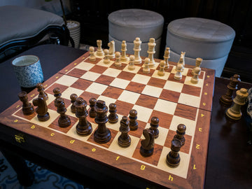 Chess board set up on a coffee table- Le-thanh-son-Unsplash