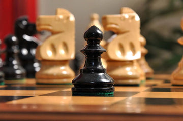 The Liberty Series Chess Pieces - 4.0