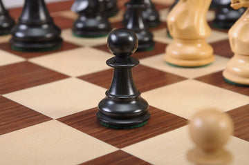 The Pro-Line Series Chess Pieces - 4.0