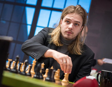 The 2023 Sinquefield Cup Official Series Chess Pieces - DGT-Enabled