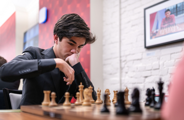 The 2026 Saint Louis Rapid & Blitz Official Series Chess Pieces - DGT-Enabled