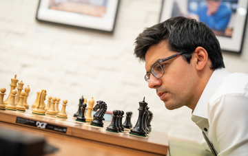 The 2026 Saint Louis Rapid & Blitz Official Series Chess Pieces - DGT-Enabled
