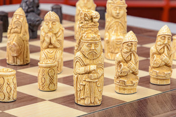 The Medieval Series Chess Pieces - 3.6