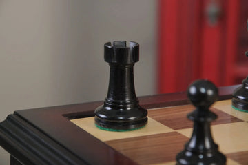 The Reykjavik II Series Library Chess Set and Tiroir Combination