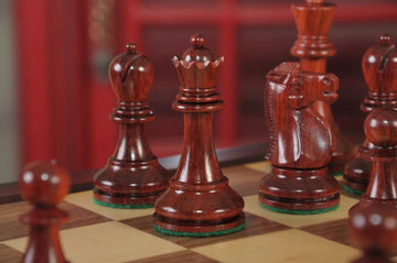 The Reykjavik II Series Library Chess Set and Tiroir Combination