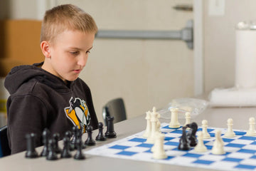 The World's Greatest Chess Set™- Blue