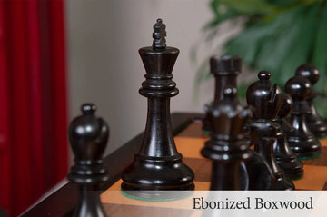 The Reykjavik II Series Tournament Chess Set and Tiroir Combination