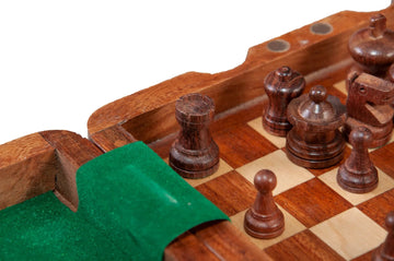ULTIMATE WOODEN Magnetic Travel Chess Set - 7.5