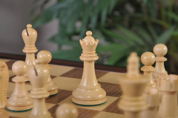 The Reykjavik II Series Library Chess Set and Tiroir Combination