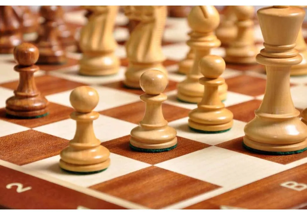 The Grandmaster Series Chess Set - 3.25 King