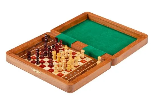 IMPERFECT - PEG WOODEN Travel Chess Set - 8" x 6"