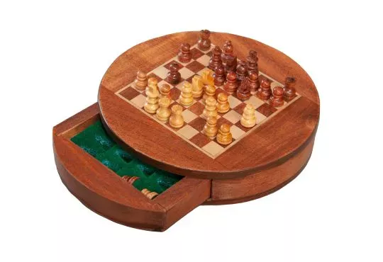 WOODEN MAGNETIC Travel Chess Set - 6" Circle