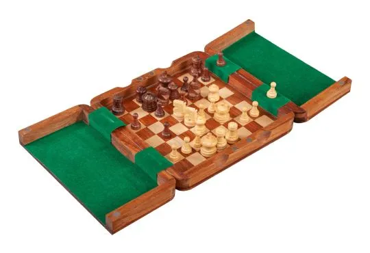 ULTIMATE WOODEN Magnetic Travel Chess Set - 7.5"