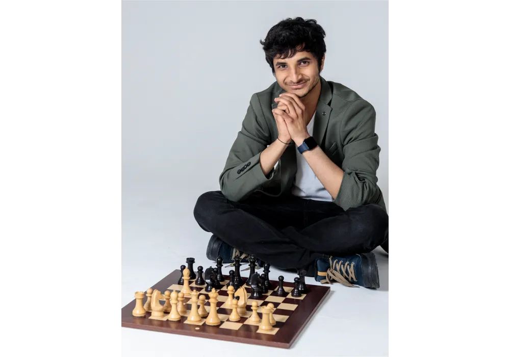 Official World Chess Premium Set - buy online with worldwide shipping – World  Chess Shop