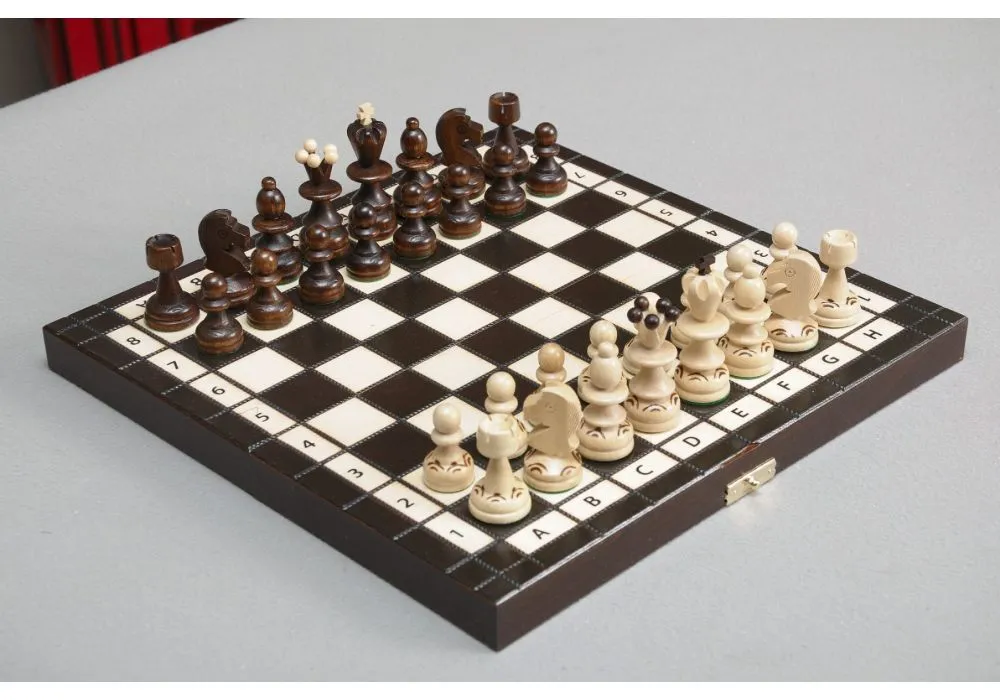 Handmade chess board in black and white lacquered wood