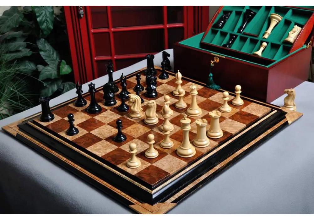 Signature Contemporary III Luxury Chess board - PURPLEHEART / BIRD'S EYE  MAPLE - 2.5 Squares