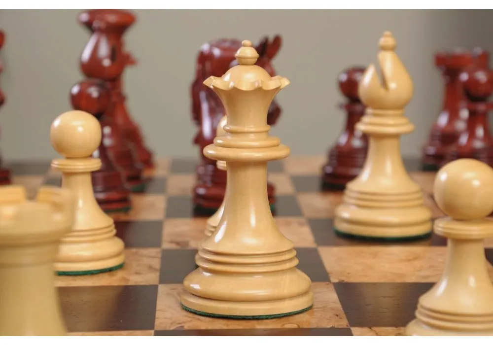 Golden Signature Series Chess Pieces , Boxwood & Stripped Ebony , 4.4 King